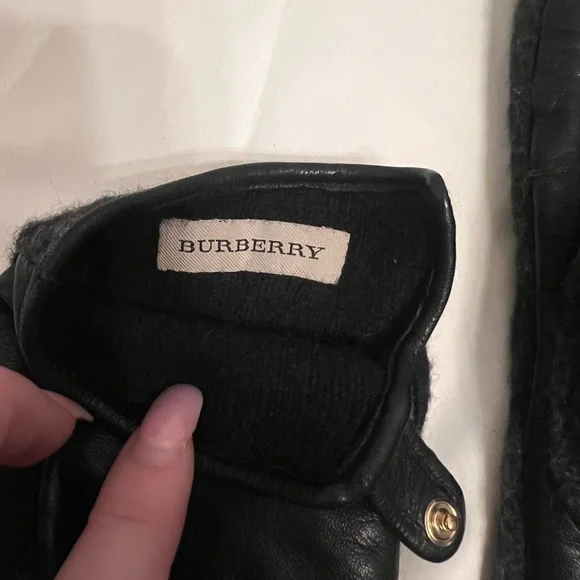 Burberry Black Leather Gloves - Picture 3 of 5